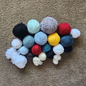 Miscellaneous Lot of Yarn